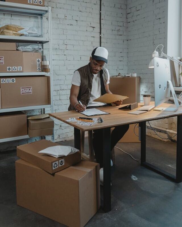 Why Businesses Choose iSend & DTDC